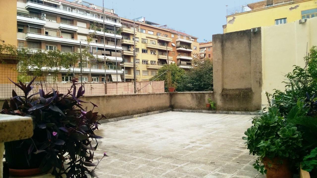 Apartment Close To Vatican Museums And To Metro Рим Екстериор снимка